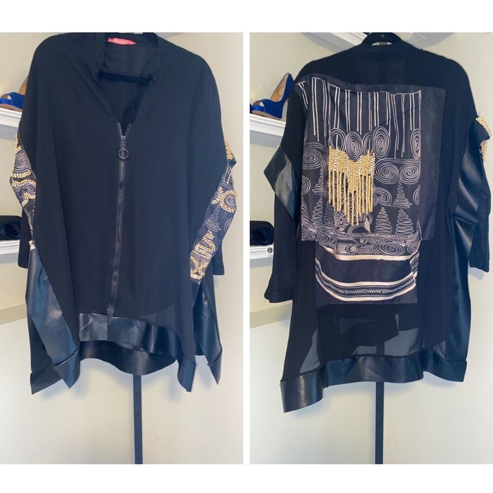 D Square Black & Gold Blouse - Satin Details, Zipper Front - Picture 2 of 11